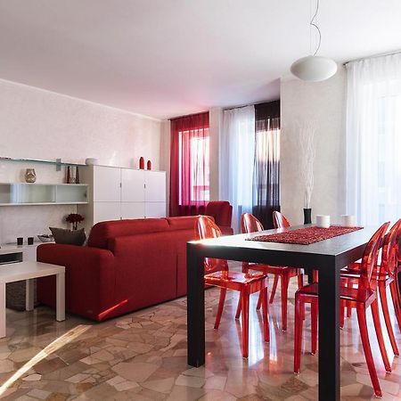 Апартаменти La Casa Di Cri Sul Naviglio Мілан Екстер'єр фото